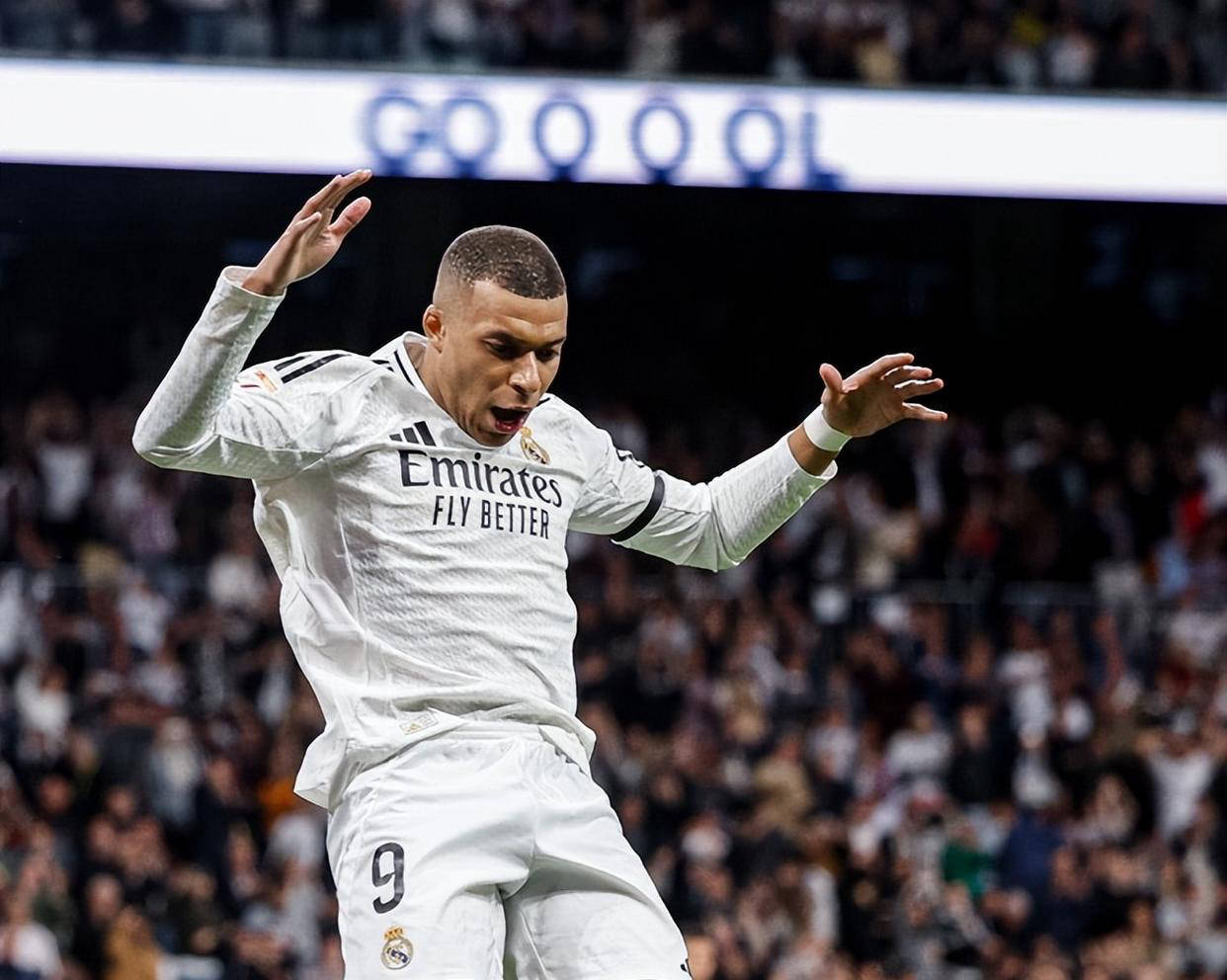 姆巴佩超C罗，再进5球争皇马第一；金球奖何时触手可及？