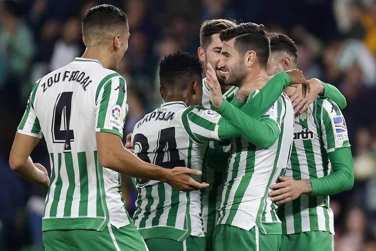 西甲收官战：贝蒂斯主场冲胜，瓦伦西亚全力一搏