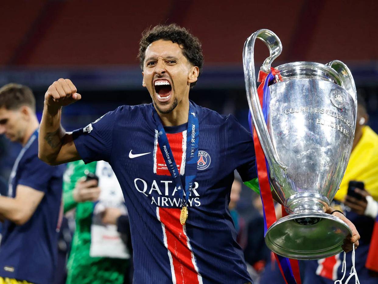 黄健翔：巴黎究竟靠什么横扫全欧？